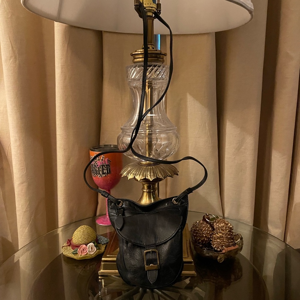 Barganza please check all picture of condition